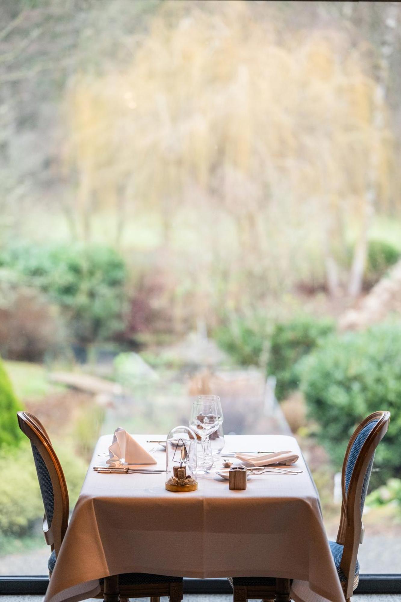 Hostellerie La Claire Fontaine, Logis Hotels & Spa La-Roche-en-Ardenne Eksteriør billede