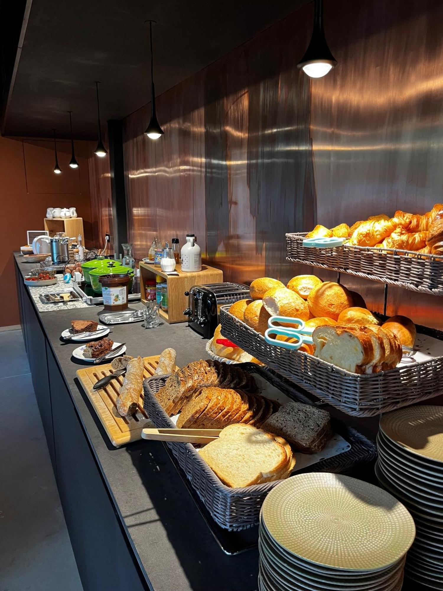 Hostellerie La Claire Fontaine, Logis Hotels & Spa La-Roche-en-Ardenne Eksteriør billede